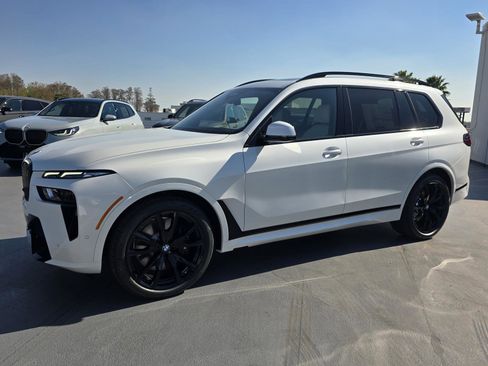 New 2026 BMW X7 xDrive40i w/ M Sport Package image 10