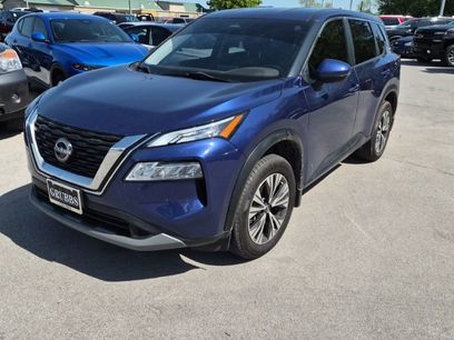 Used 2022 Nissan Rogue SV