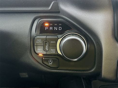 Used 2019 RAM 1500 Big Horn image 16