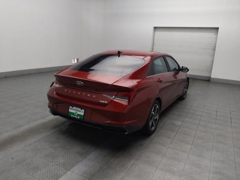 Used 2023 Hyundai Elantra Limited image 9