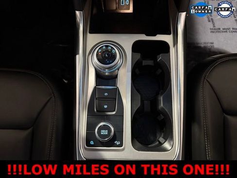 Used 2022 Ford Explorer XLT w/ Equipment Group 202A image 29