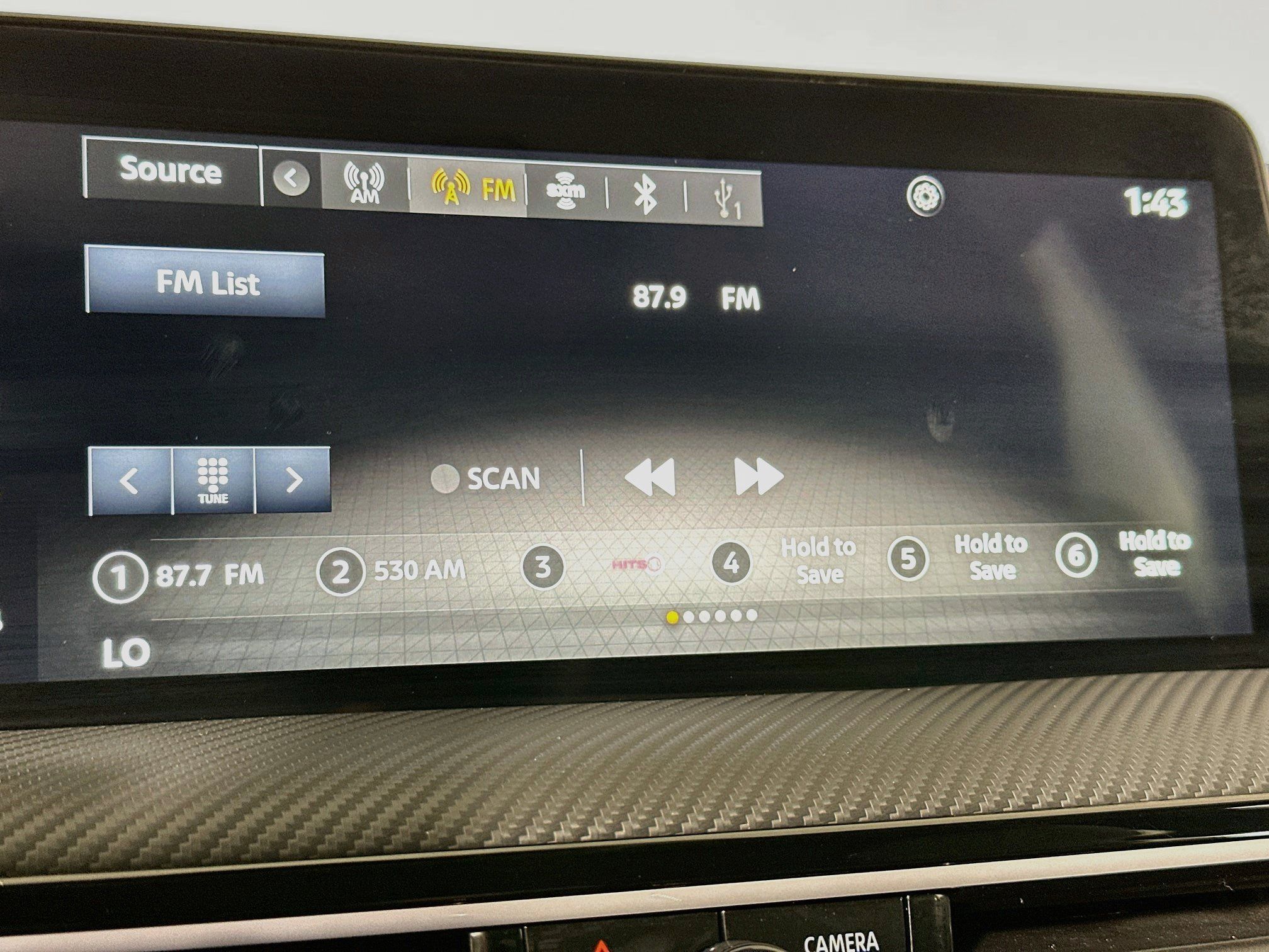 Used 2025 Nissan Kicks SR FWD image 21