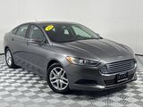 Used 2014 Ford Fusion SE image 2