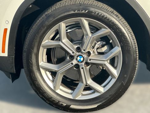 Used 2024 BMW X3 xDrive30i w/ Convenience Package image 10