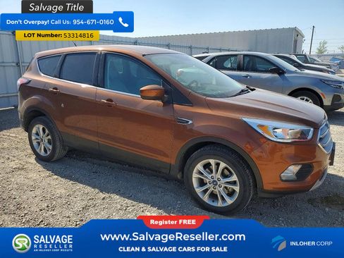 Used 2017 Ford Escape SE FWD image 5