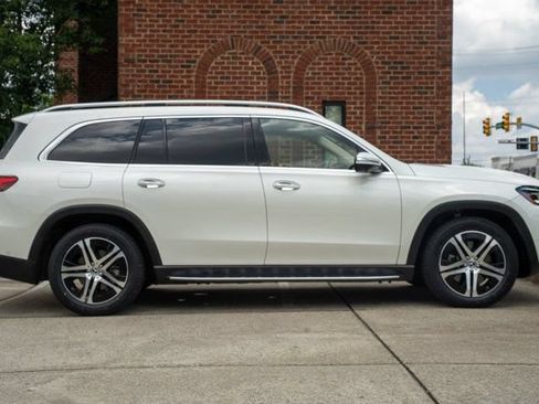 Used 2020 Mercedes-Benz GLS 450 4MATIC image 4