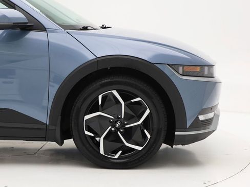 Used 2024 Hyundai Ioniq 5 SEL image 4