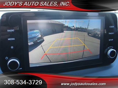 Used 2023 Hyundai Santa Fe SE image 15