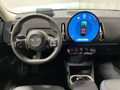 Certified 2025 MINI Cooper Countryman S image 2