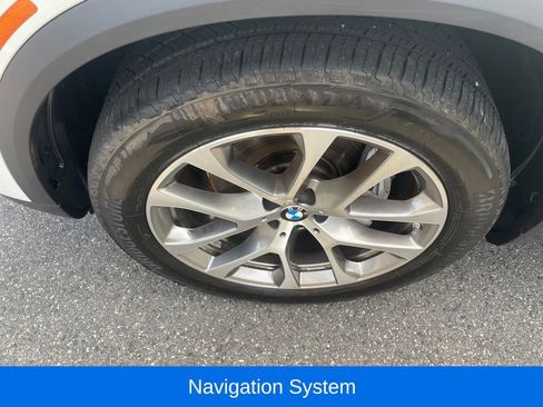 Used 2026 BMW X5 xDrive40i AWD/4WD image 11