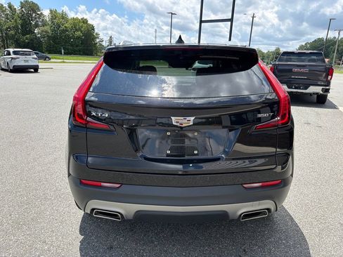 Used 2023 Cadillac XT4 Premium Luxury w/ Technology Package FWD image 8