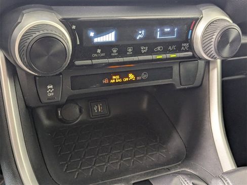 Used 2023 Toyota RAV4 LE image 20