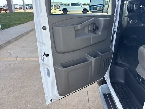 Used 2025 GMC Savana 2500 w/ Driver Convenience Package RWD image 13