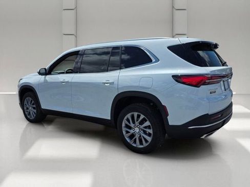 Used 2026 Buick Enclave Preferred w/ Power Package FWD image 3