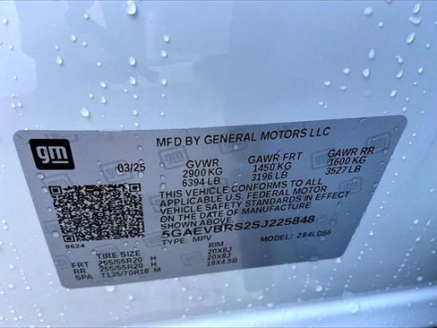 Used 2025 Buick Enclave Sport Touring image 19