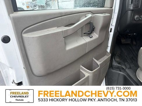 Used 2022 Chevrolet Express 3500 w/ Power Convenience Package image 15