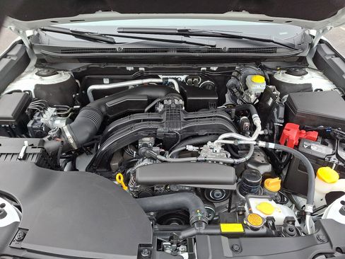 Certified 2025 Subaru Outback Limited image 29