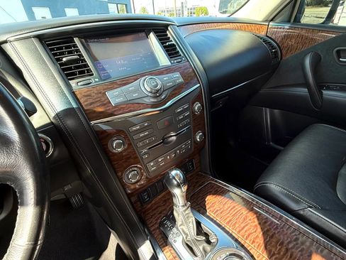 Used 2017 Nissan Armada SV image 19