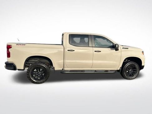 New 2026 Chevrolet Silverado 1500 Custom Trail Boss w/ LPO, Dark Essentials Package image 6