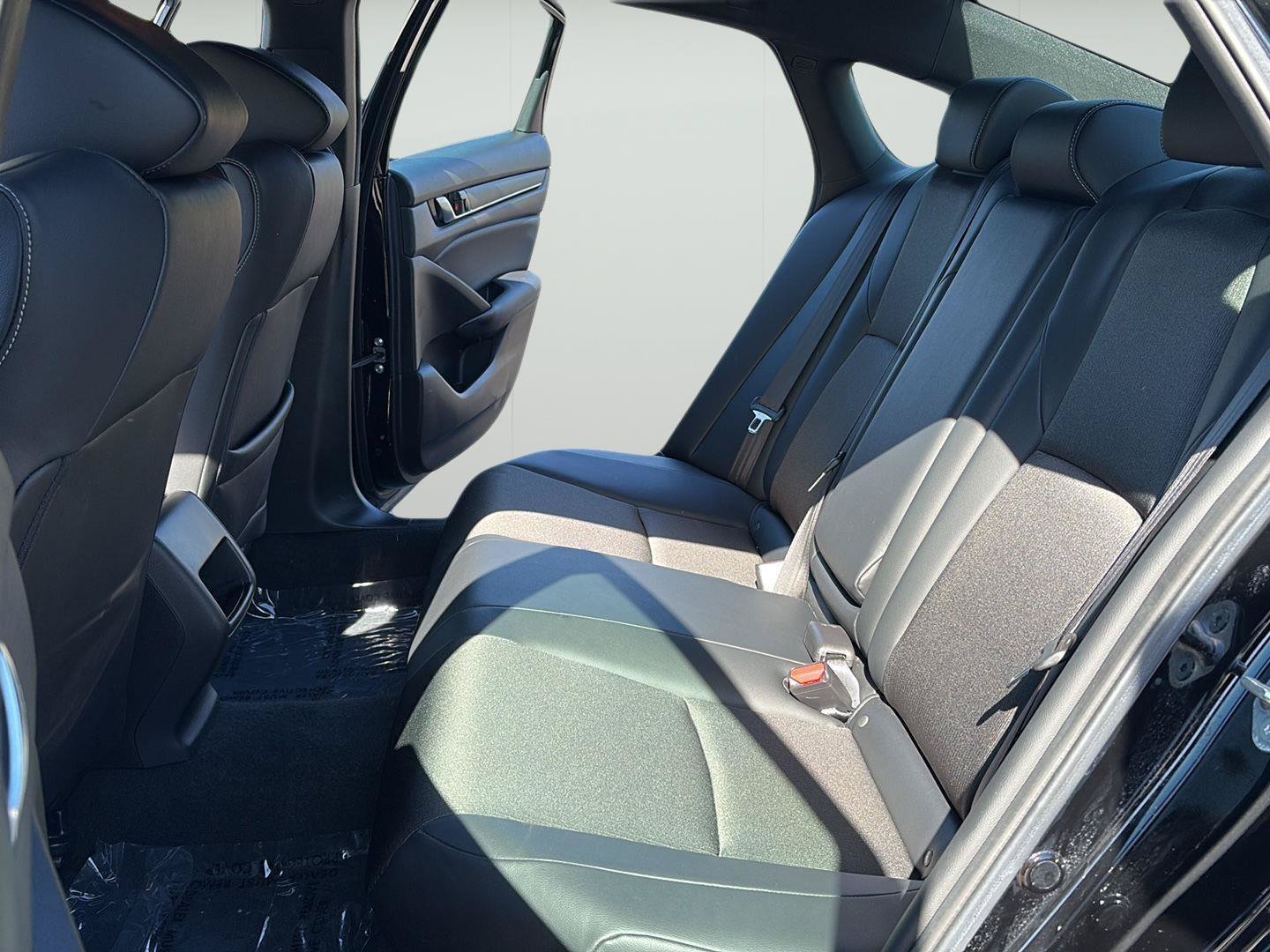 Used 2022 Honda Accord Sport image 15
