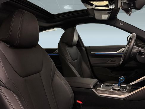 Certified 2023 BMW i4 M50 image 32