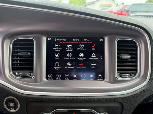 Used 2019 Dodge Charger SXT AWD/4WD image 25