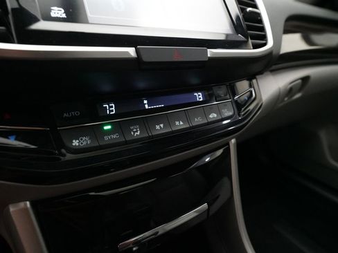 Used 2016 Honda Accord EX-L image 21
