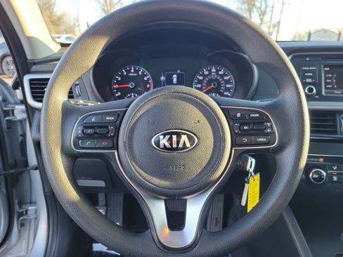 Used 2017 Kia Optima LX image 23