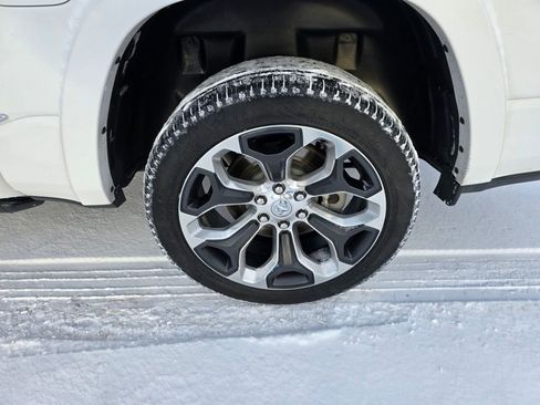 Used 2023 RAM 1500 Limited image 12