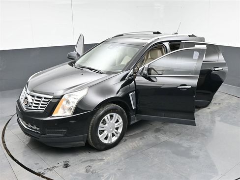 Used 2016 Cadillac SRX Luxury w/ Driver Awareness Package image 39