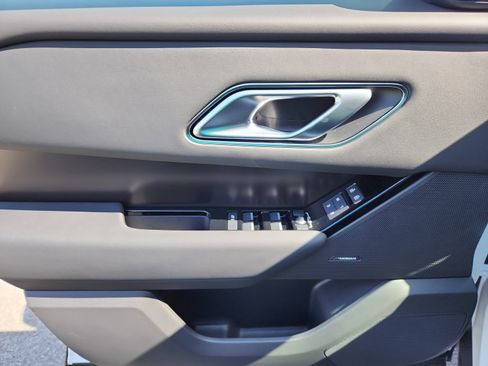 New 2026 Land Rover Range Rover Velar Dynamic SE image 24