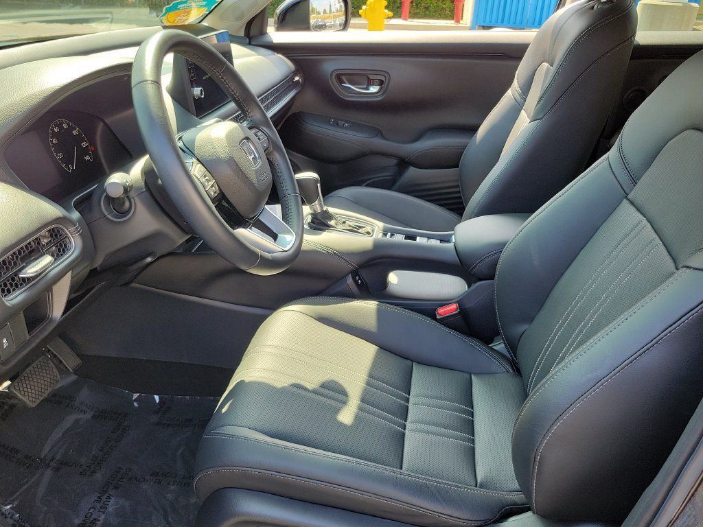 Certified 2026 Honda HR-V EX-L image 17