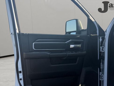 Used 2026 RAM 2500 Big Horn AWD/4WD image 10