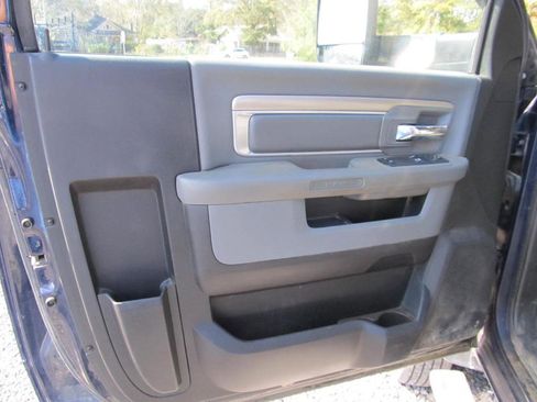 Used 2018 RAM 5500 SLT w/ Quick Order Package 29G SLT image 25