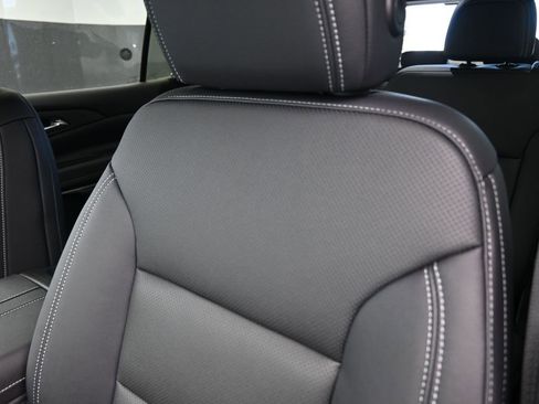 New 2026 Chevrolet Traverse LT w/ Driver Confidence Package image 15