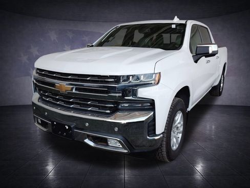 Used 2019 Chevrolet Silverado 1500 LTZ w/ LTZ Plus Package AWD/4WD image 32