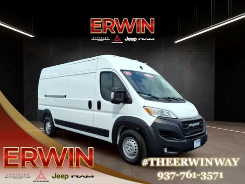 Used 2025 RAM ProMaster 2500 w/ Convenience Group FWD image 1