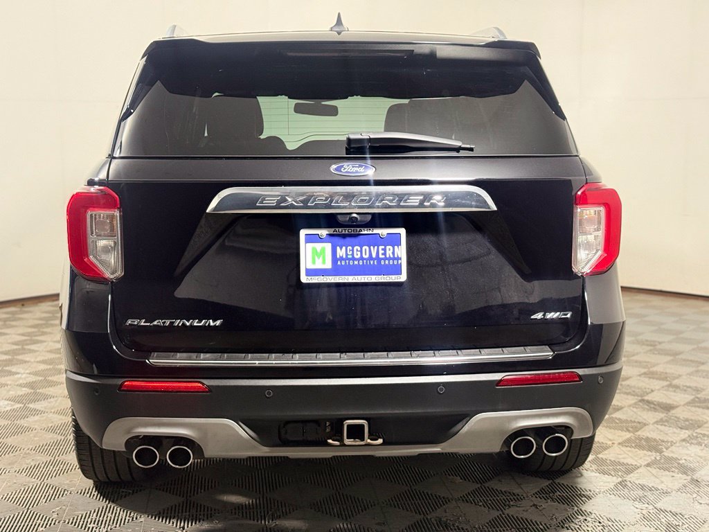 Used 2022 Ford Explorer Platinum w/ Equipment Group 601A AWD/4WD image 5