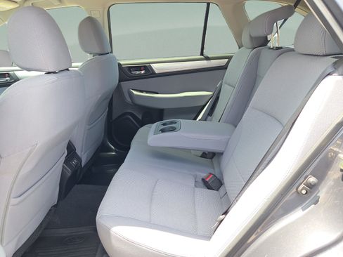 Used 2019 Subaru Outback 2.5i Premium AWD/4WD image 11