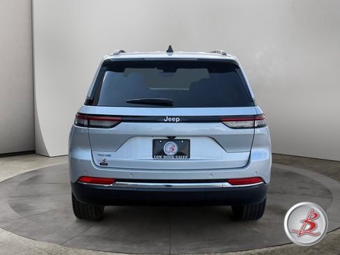 Used 2024 Jeep Grand Cherokee Limited 4xe AWD/4WD image 6