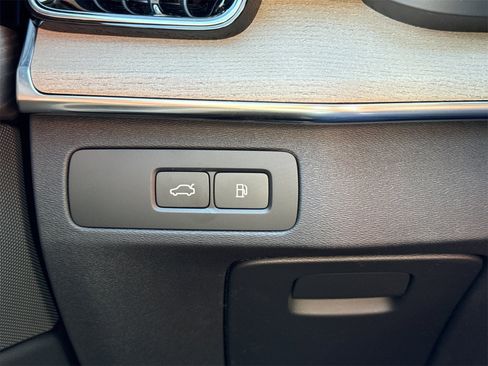 New 2026 Volvo XC90 T8 Ultra w/ Protection Package Premier image 22