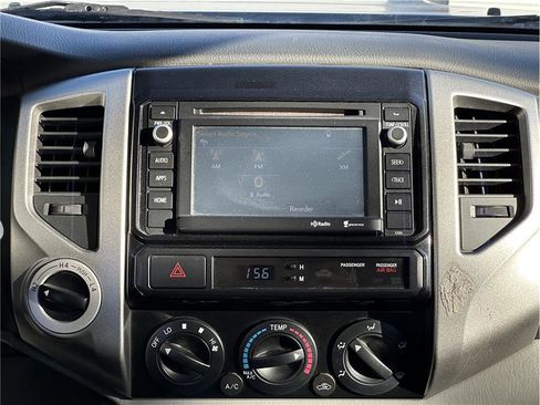 Used 2014 Toyota Tacoma 4x4 Double Cab image 22
