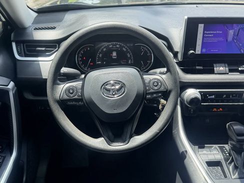 Used 2023 Toyota RAV4 LE FWD image 14