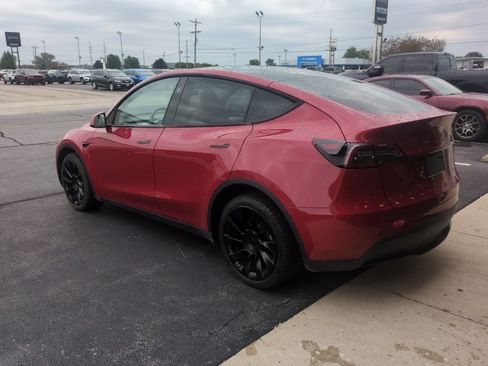 Used 2023 Tesla Model Y Long Range AWD/4WD image 7