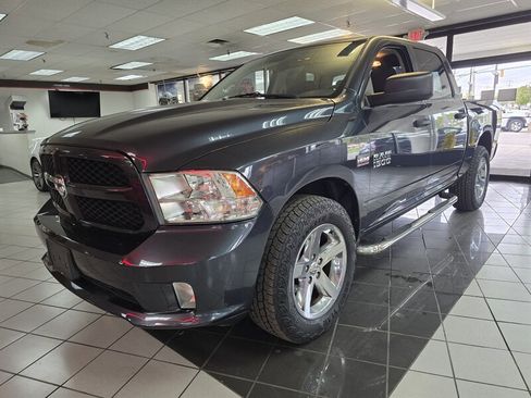 Used 2017 RAM 1500 Express w/ Express Value Package image 1