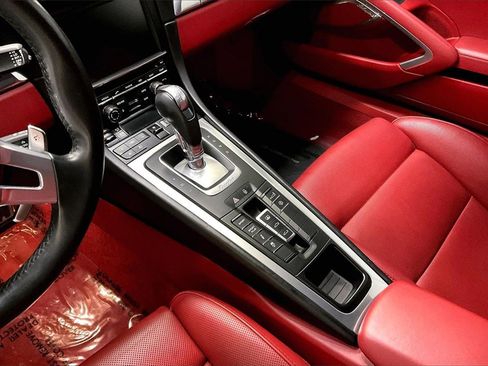 Used 2016 Porsche 911 Turbo image 12