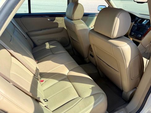 Used 2006 Cadillac DTS Luxury III 4dr Sedan image 20