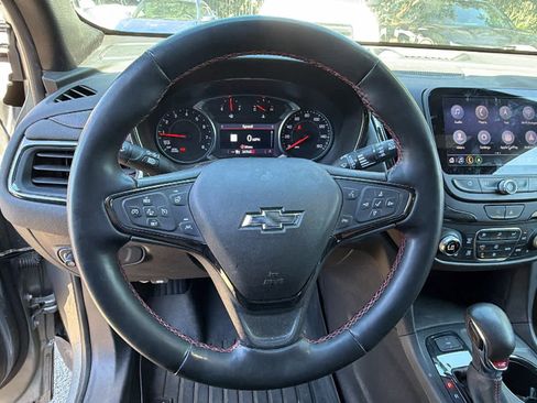 Used 2023 Chevrolet Equinox RS w/ RS Leather Package AWD/4WD image 15