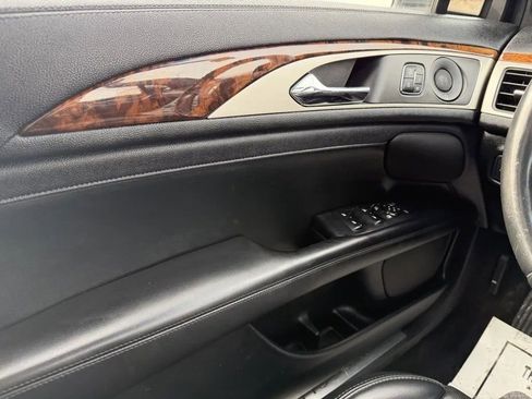 Used 2020 Lincoln MKZ Reserve w/ Elements Package image 12