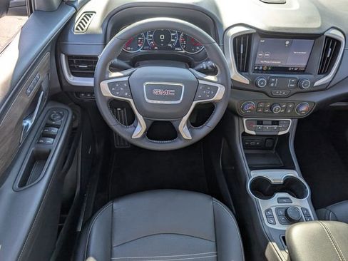 Used 2022 GMC Terrain Denali image 8